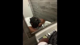 Black Gallenger Creampies a Granny in the Bathroom