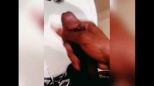 JACKING a BIG DICK IN THE MIRROR, NUT ALL IN THE SINK